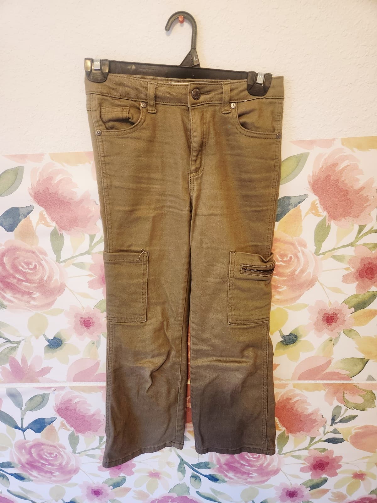 Free Khaki Pants – Pick Up Today